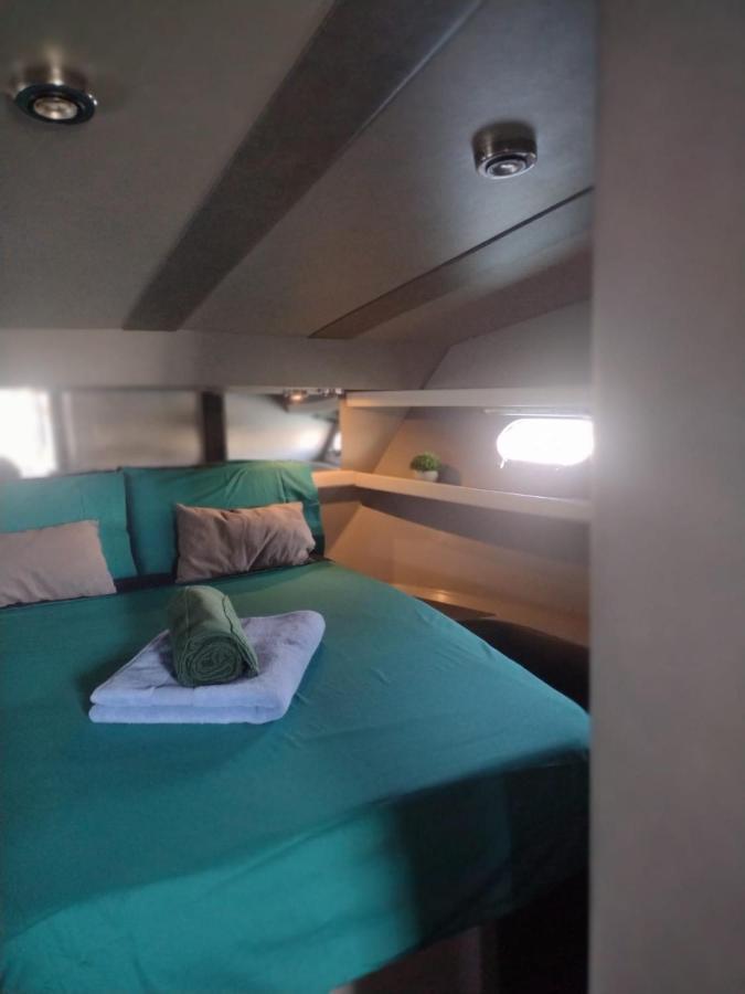 Yach Boat Hotell Barcelona Eksteriør bilde